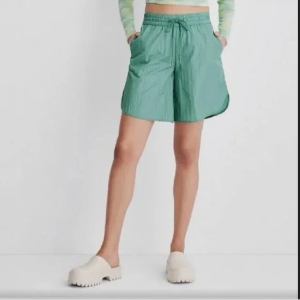 Future Collective- Women’s Mint Green Drawstring Shorts BNWT